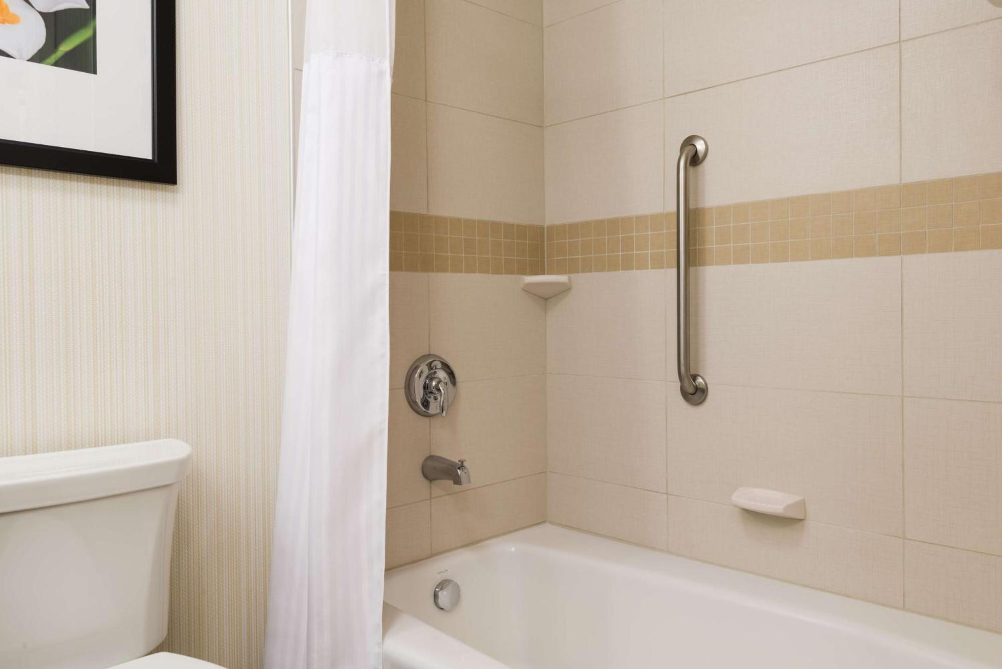 Hilton Garden Inn Wayne Luaran gambar
