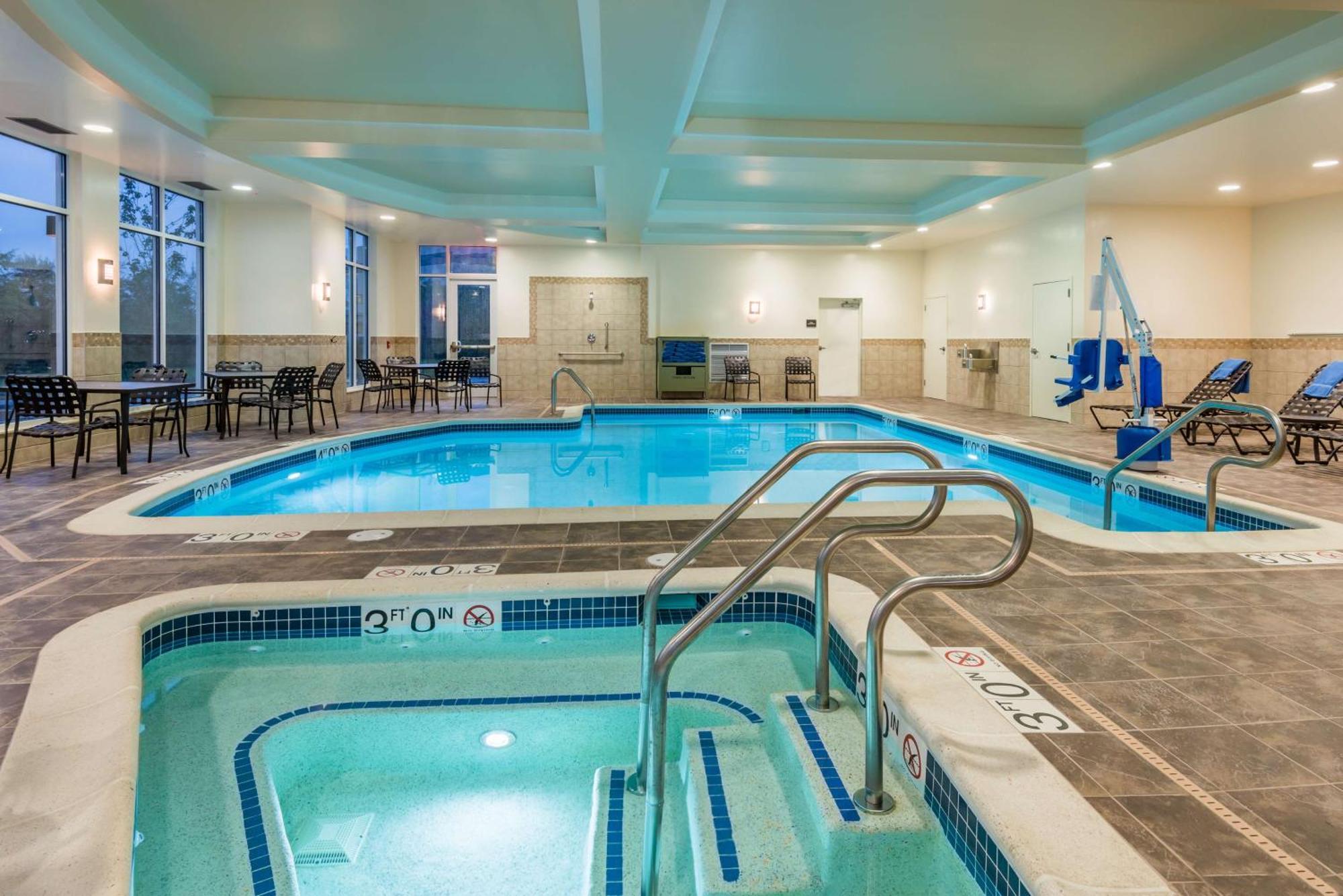 Hilton Garden Inn Wayne Luaran gambar