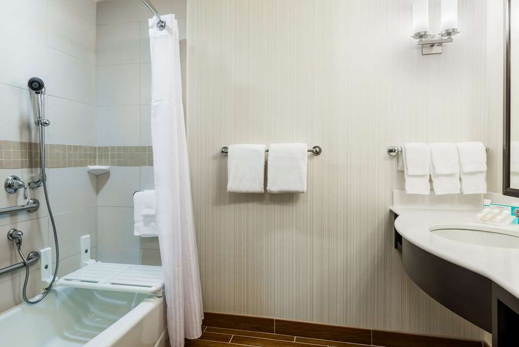 Hilton Garden Inn Wayne Bilik gambar